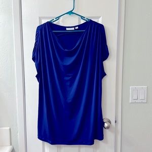 Susan Graver 2X royal blue short sleeve top. Polyester/spandex